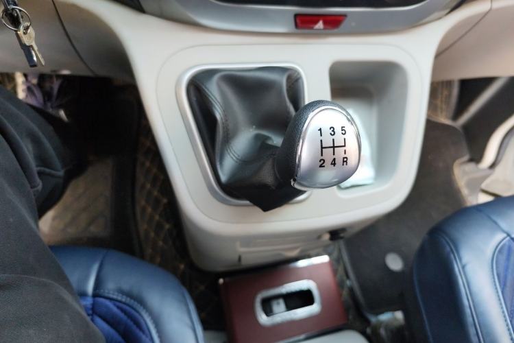 Used JAC Refine M3 2022 PLUS IKEA Edition 1.8L Comfort Version Gear Lever