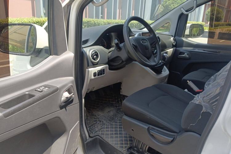 Used JAC Refine M3 2022 PLUS IKEA Edition 1.8L Comfort Version Interior 3