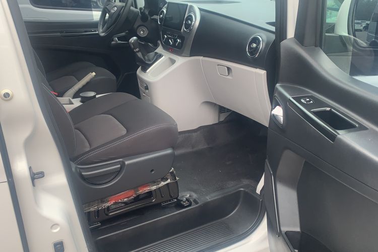Used JAC Refine M3 2022 PLUS IKEA Edition 1.8L Comfort Version Interior 4