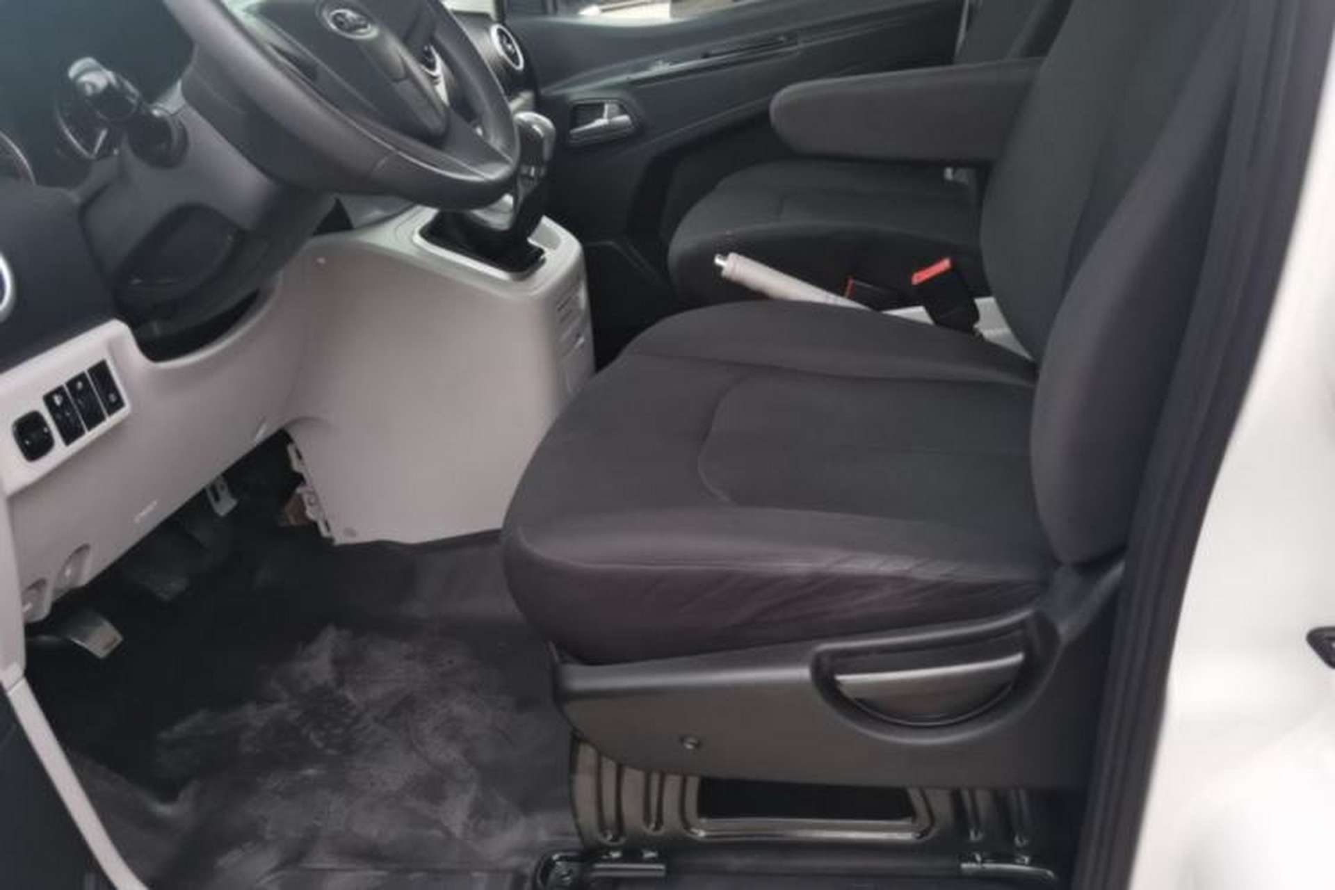 Used JAC Refine M3 2022 1.8L 7-seat Standard Edition Left Front Seat