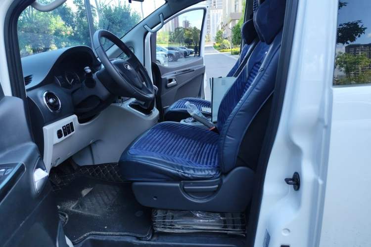 Used JAC Refine M3 2022 PLUS IKEA Edition 1.8L Comfort Version Left Front Seat