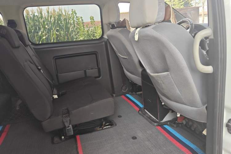 Used JAC Refine M3  Left Rear Seat