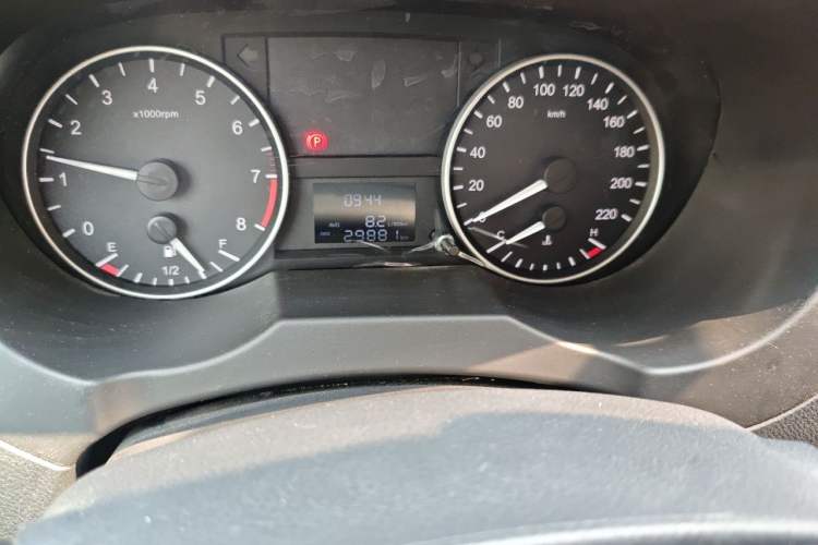 Used JAC Refine M3 2022 Creator Edition 1.5T Luxury Version Odometer Close Up