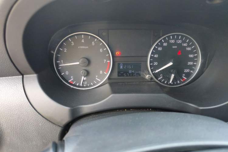 Used JAC Refine M3 2022 PLUS IKEA Edition 1.8L Comfort Version Odometer Close Up