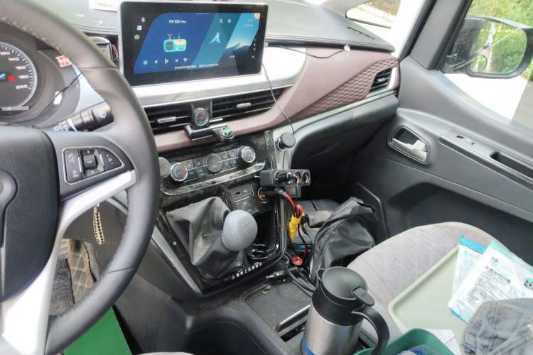 Used JAC Refine M3 2023 PLUS 1.8L 7/8-seater Smart Connectivity Version Audio And AC Panel