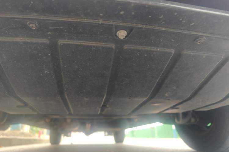 Used JAC Refine M3 2023 PLUS 1.5T 7/8-seater Smart Connectivity Version Chassis Front