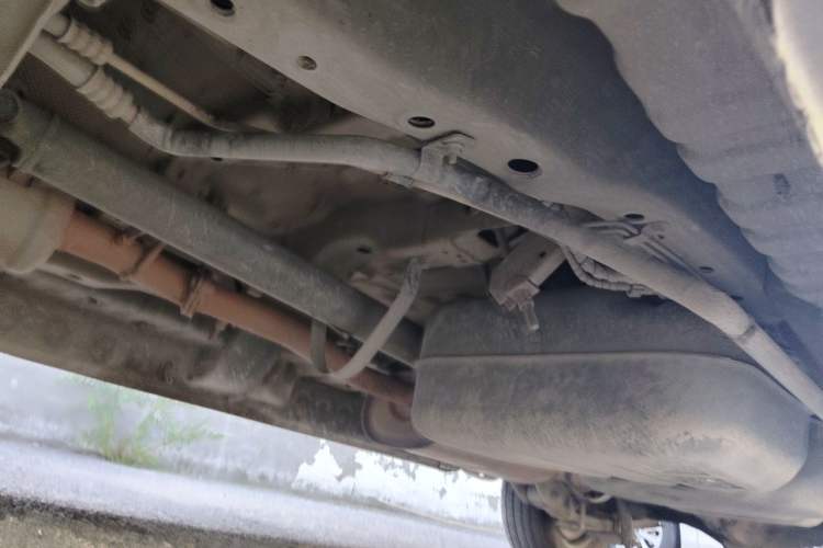 Used JAC Refine M3 2023 PLUS 1.8L 9-Seater Smart Connectivity Version Chassis Front Left