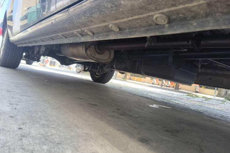 Used JAC Refine M3 2023 PLUS 1.5T 7/8-seater Smart Connectivity Version Chassis Front Right