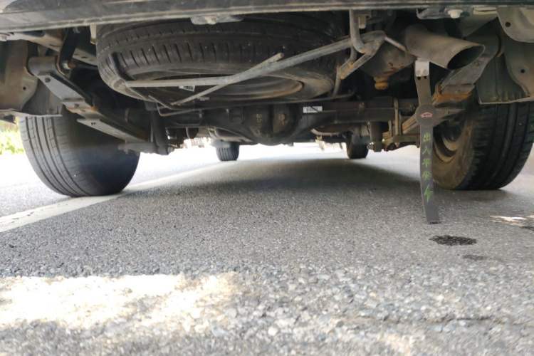 Used JAC Refine M3 2023 PLUS 1.8L 7/8-seater Smart Connectivity Version Chassis Rear