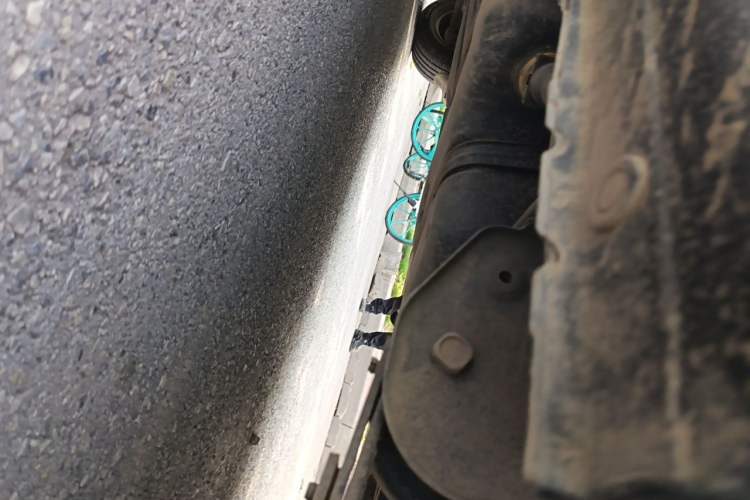 Used JAC Refine M3 2023 1.8L 7/8-Seater Smart Connectivity Version Chassis Rear Left