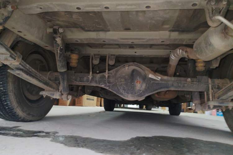 Used JAC Refine M3 2023 PLUS 1.5T 5/7-seat Classic Edition Chassis Rear