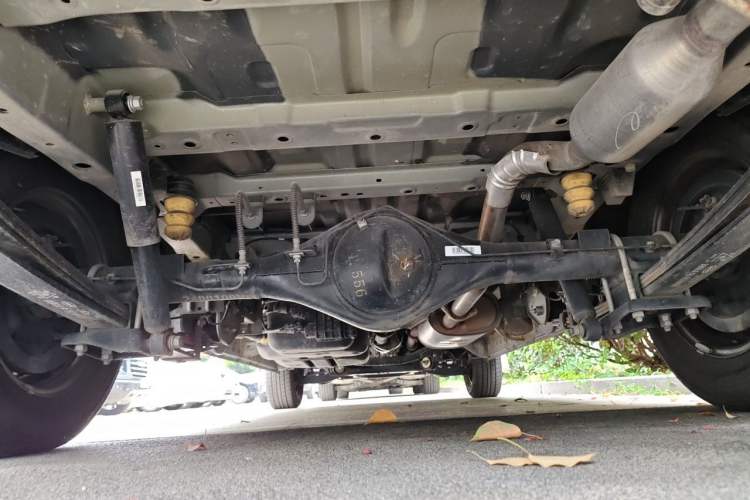 Used JAC Refine M3 2023 PLUS 1.5T 5/7-seat Classic Edition Chassis Rear