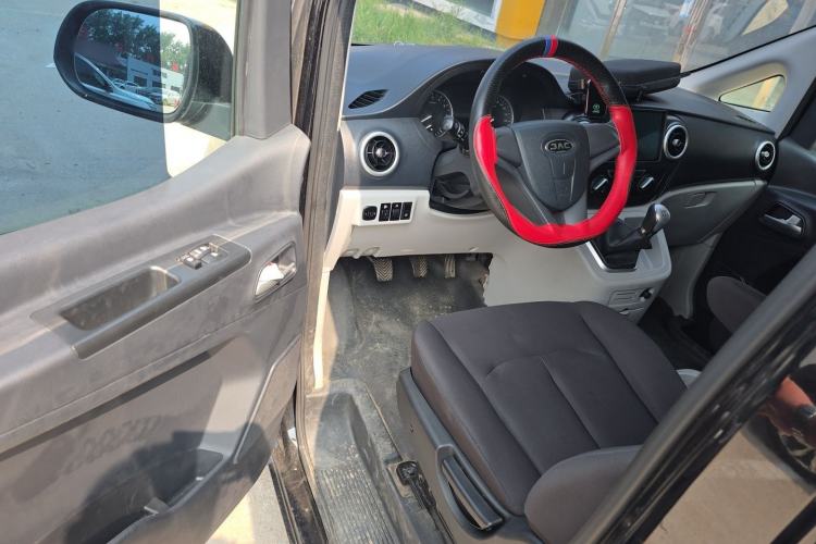 Used JAC Refine M3 2023 PLUS 1.8L 7/8-Seater Comfort Edition Driver Seat