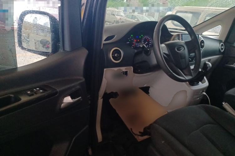 Used JAC Refine M3 2023 PLUS 1.5T 5/7-seat Classic Edition Driver Seat