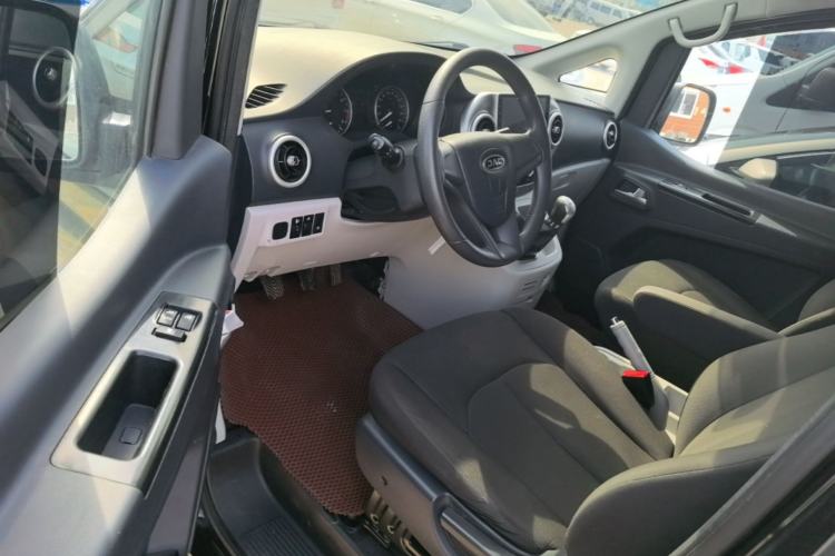 Used JAC Refine M3 2023 PLUS 1.5T 5/7-seat Classic Edition Driver Seat