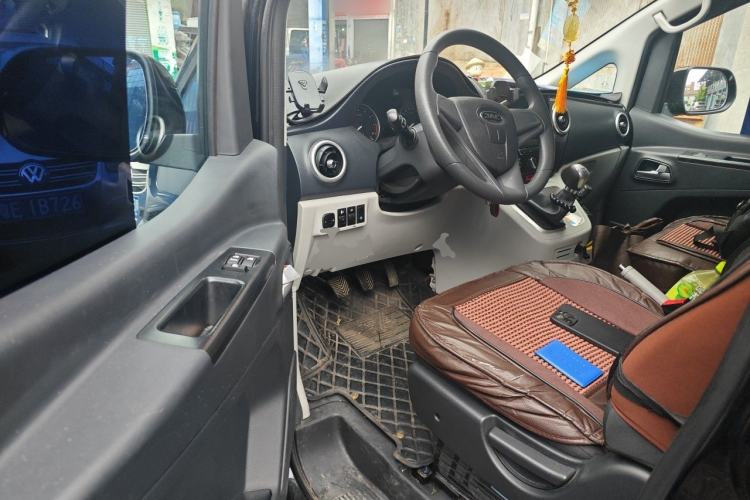 Used JAC Refine M3 2023 1.8L 7/8-Seater Comfort Edition Driver Seat
