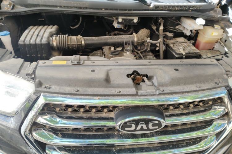 Used JAC Refine M3  Engine Bay