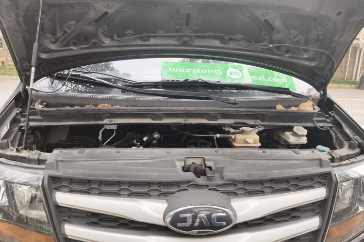 Used JAC Refine M3 2023 PLUS 1.5T 5/7-seat Classic Edition Engine Bay