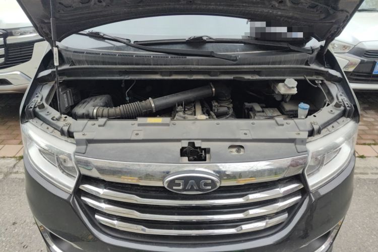 Used JAC Refine M3 2023 PLUS 1.8L 9-Seater Smart Connectivity Version Engine Bay