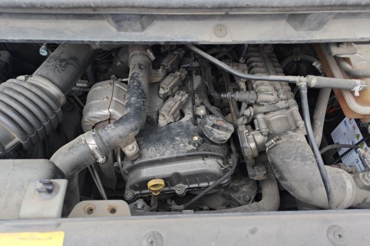 Used JAC Refine M3 2023 PLUS 1.5T 5/7-seat Classic Edition Engine Bay