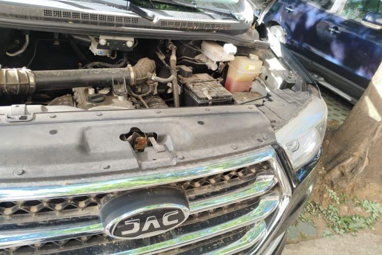 Used JAC Refine M3  Engine Bay Left