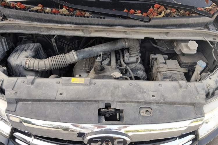 Used JAC Refine M3 2023 PLUS 1.8L 9-Seater Smart Connectivity Version Engine Bay