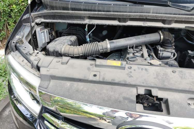 Used JAC Refine M3 2023 PLUS 1.8L 7/8-seater Smart Connectivity Version Engine Bay Right
