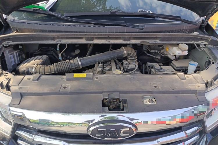 Used JAC Refine M3 2023 1.8L 7/8-Seater Smart Connectivity Version Engine Bay