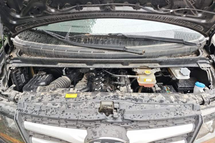 Used JAC Refine M3 2023 PLUS 1.5T 5/7-seat Classic Edition Engine Bay