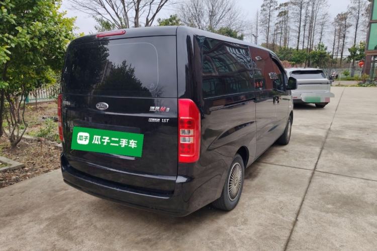 Used JAC Refine M3 2023 PLUS 1.5T 5/7-seat Classic Edition Exterior 5