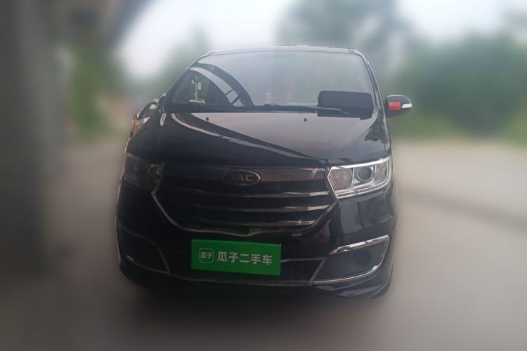 Used JAC Refine M3 2023 PLUS 1.5T 9-Seater Smart Connectivity Version Front