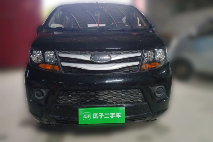 Used JAC Refine M3 2023 PLUS 1.5T 5/7-seat Classic Edition Front
