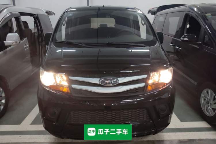 Used JAC Refine M3 2023 PLUS 1.5T 5/7-seat Classic Edition Front