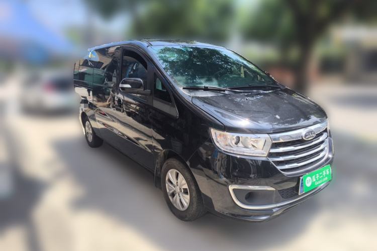 Used JAC Refine M3 2023 PLUS 1.5T 7/8-seater Smart Connectivity Version Front Right 45 Deg