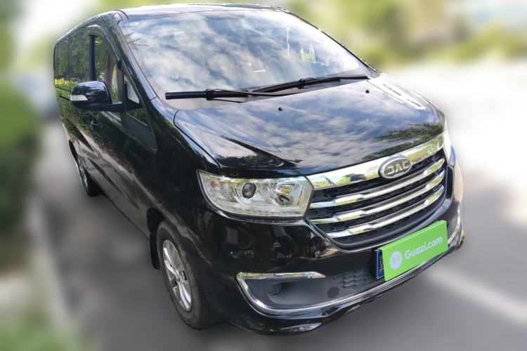 Used JAC Refine M3 2023 PLUS 1.8L 7/8-seater Smart Connectivity Version Front Right 45 Deg