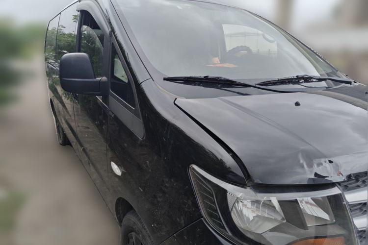Used JAC Refine M3 2023 PLUS 1.5T 5/7-seat Classic Edition Front Right 45 Deg