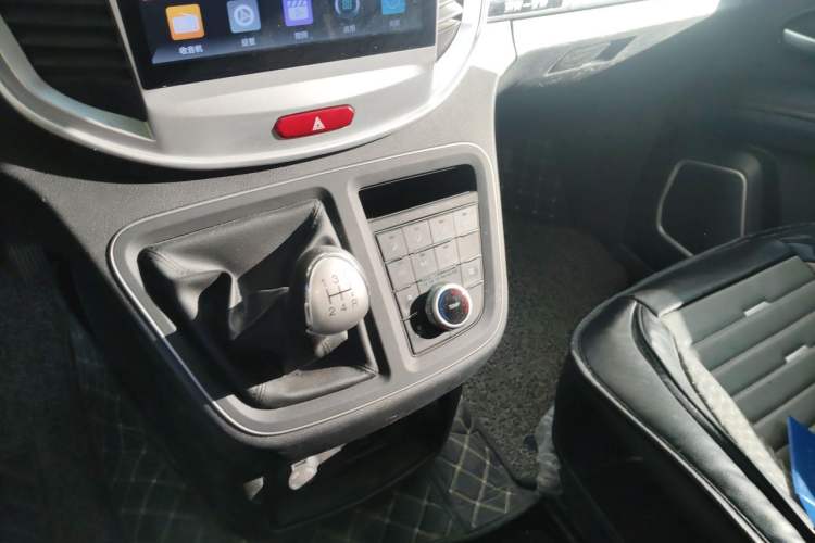 Used JAC Refine M3  Gear Lever