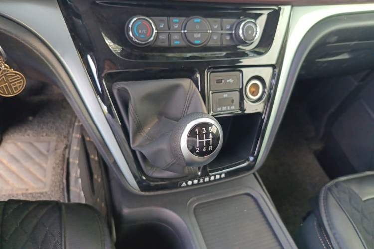 Used JAC Refine M3 2023 1.8L 7/8-Seater Smart Connectivity Version Gear Lever