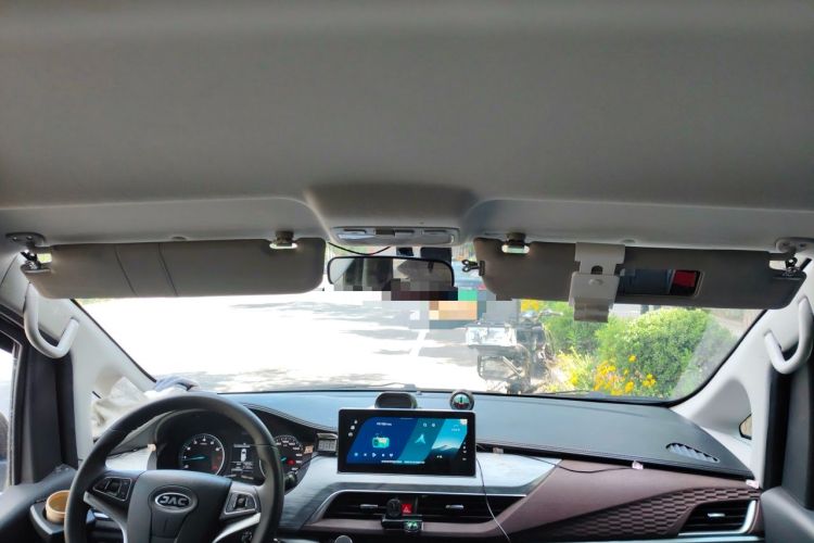 Used JAC Refine M3 2023 PLUS 1.8L 7/8-seater Smart Connectivity Version Headliner