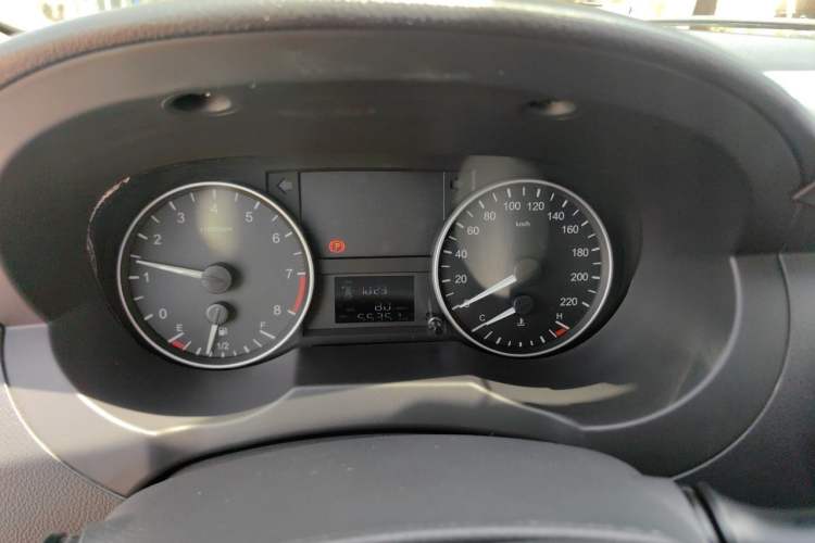 Used JAC Refine M3 2023 PLUS 1.5T 5/7-seat Classic Edition Instrument Cluster