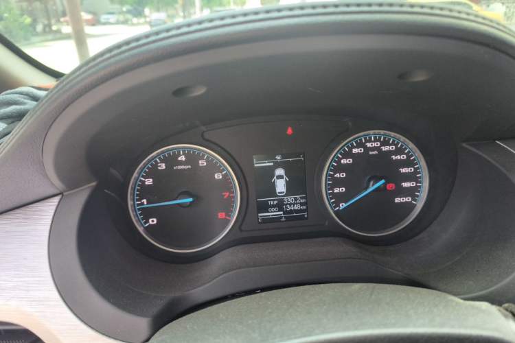 Used JAC Refine M3 2023 PLUS 1.5T 7/8-seater Smart Connectivity Version Instrument Cluster