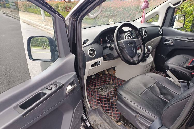 Used JAC Refine M3 2023 PLUS 1.5T 5/7-seat Classic Edition Interior 3