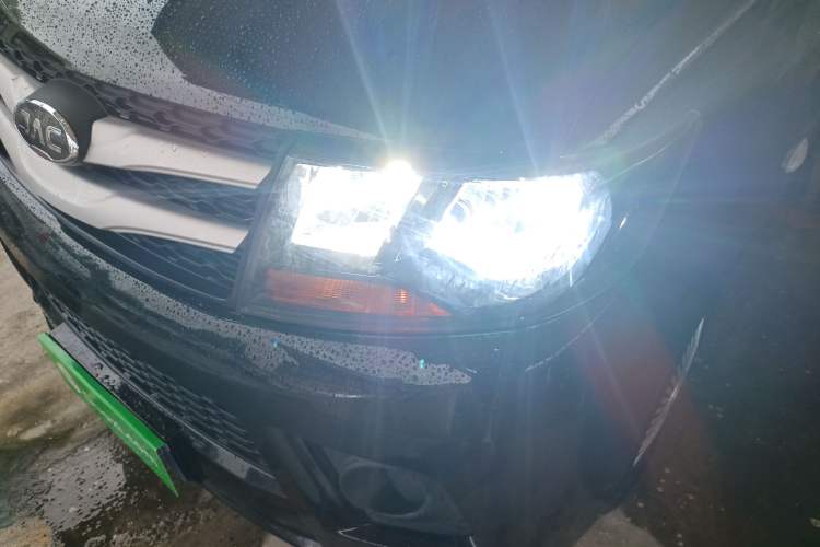 Used JAC Refine M3 2023 PLUS 1.5T 5/7-seat Classic Edition Left Front Headlight