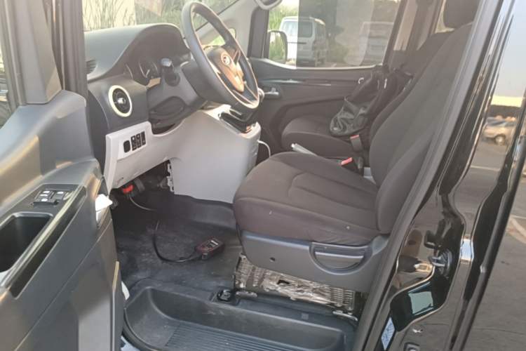 Used JAC Refine M3 2023 PLUS 1.5T 5/7-seat Classic Edition Left Front Seat