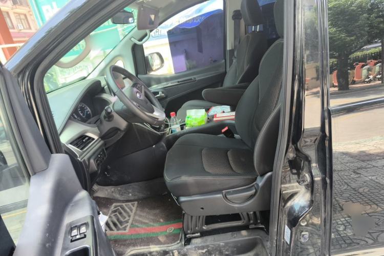 Used JAC Refine M3 2023 PLUS 1.5T 7/8-seater Smart Connectivity Version Left Front Seat