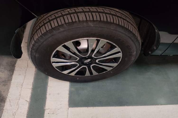 Used JAC Refine M3 2023 PLUS 1.5T 5/7-seat Classic Edition Left Front Wheel Hub