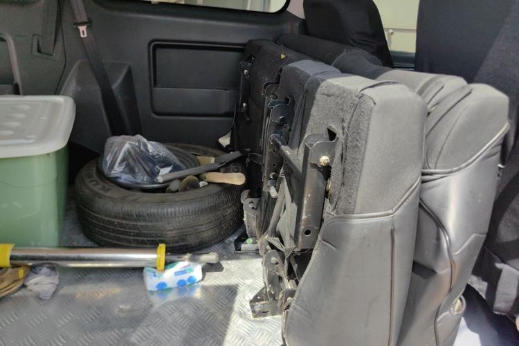 Used JAC Refine M3 2023 PLUS 1.5T 5/7-seat Classic Edition Left Rear Seat