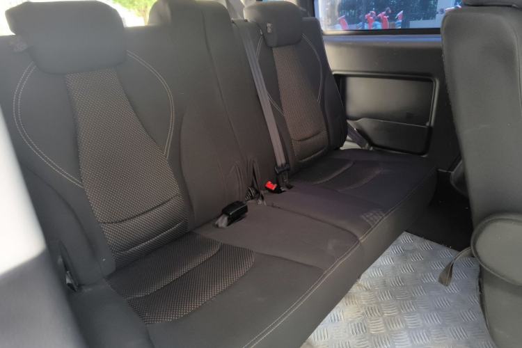 Used JAC Refine M3 2023 PLUS 1.5T 7/8-seater Smart Connectivity Version Left Rear Seat