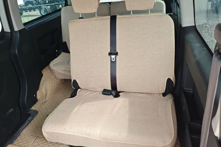 Used JAC Refine M3 2023 PLUS 1.8L 7/8-Seater Comfort Edition Left Rear Seat