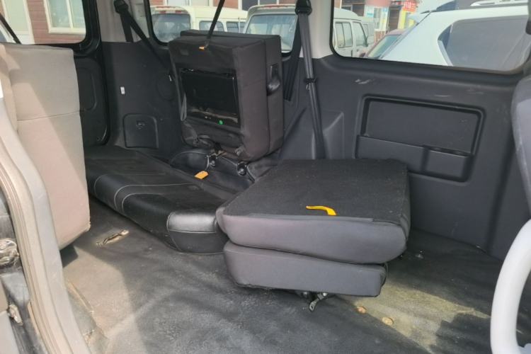 Used JAC Refine M3 2023 PLUS 1.5T 5/7-seat Classic Edition Left Rear Seat